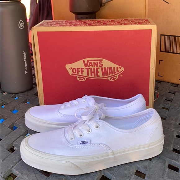 Vans Shoes - Vans classic
